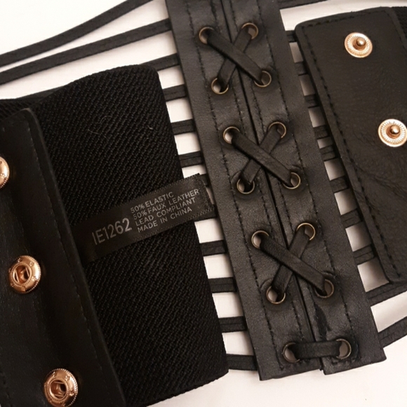 (NWT) FAUX LEATHER CORSET BELT - Picture 6 of 6